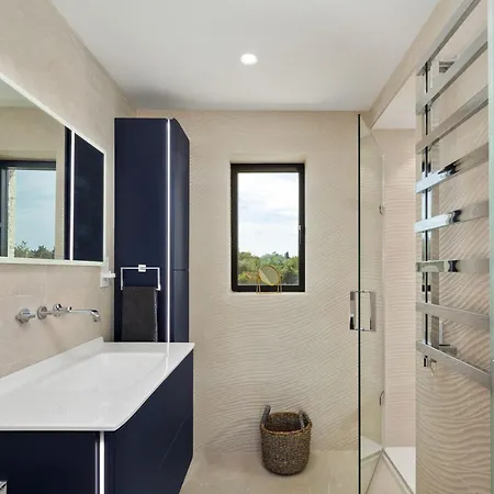 Kalithea Corfu * Poulades